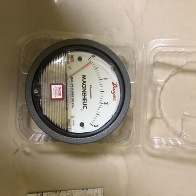 Dwyer 2000 Series Magnehelic Differential Pressure Gauge 0-3KPa From the United States