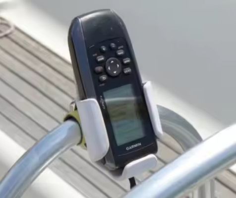 Garmin GPS 73 Easy-to- Handheld Navigator With IPX7 Water Rating And ODM Customized Support