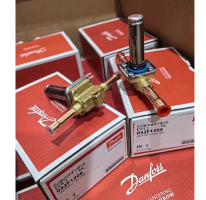 Danfoss EVR 3 Ball Valve 45.2 Bar 1/4 in Brass Solenoid