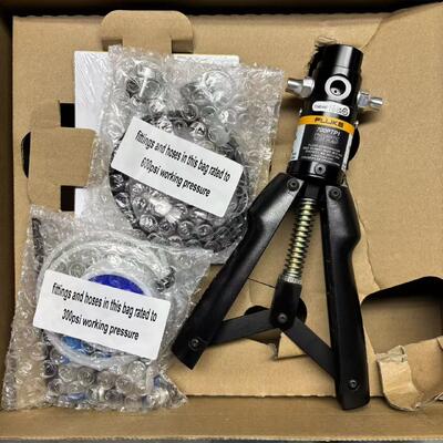 Fluke 700PTP-1 Πνευματική Αντλία Δοκιμής με Βάρος 1,43 lb και Χωρητικότητα 650 g για Μετρητή Διαφορικής Πίεσης