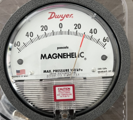 Dwyer Series-2000 Magnehelic Differential Pressure Mauge with 4 Dial Dia and 1/8 in Process Connection for 0-30Pa Range