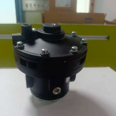 Πνευματικό ενισχυτή όγκου Fairchild με 250 psi Μέγιστη πίεση τροφοδοσίας 150 psi Μέγιστη πίεση σήματος και αναλογία εισόδου / εξόδου 1:1